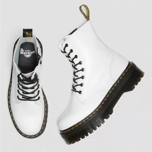 Dr Marten Jadon boot smooth leather platform